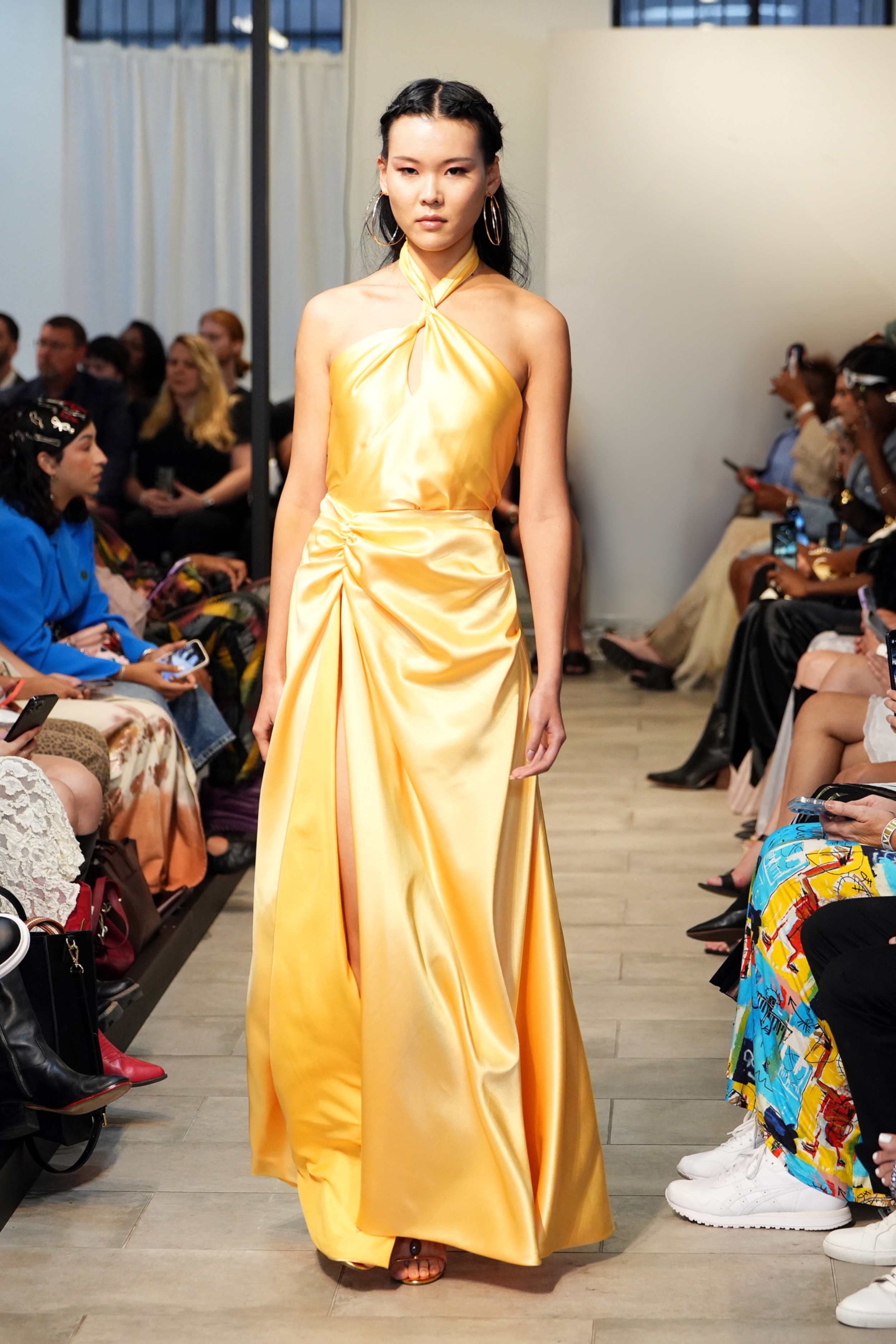 yellow dress runway Charting the History of the Yellow Dress, from the Red Carpet to the Spring 2017 Runway