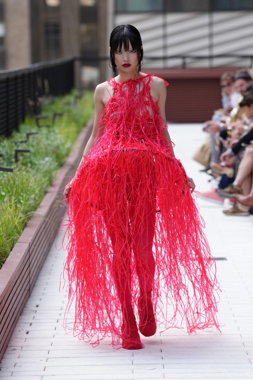 fashion show dress design 25 Fabulous Runway Dresses That Will (Hopefully) Dominate Awards Season